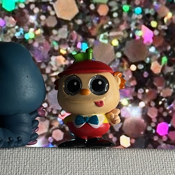 Disney | Doorables | Caterpillar & Tweedle Dum | Alice and Wonderland - Picture 3 of 6